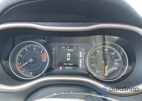 2017 Jeep Cherokee Latitude 4X4 z USA, uszkodzony, nr VIN 1C4PJMCB2HW524422